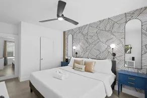 Chic Miami Beach Apt, Sleeps 4, Near Ocean - Image 2