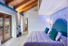 Donna Sofi Holiday House - Image 3