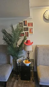 3BR Walk-out Retreat-Quiet Country Hills Location - Image 5