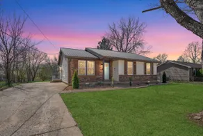 Serenity Cottage | Dog Friendly • Ft Campbell - Image 5