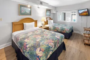 Beach Cove Resort condo pool & hot tub - Image 5