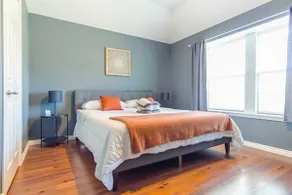2BR Home with Backyard! Free Parking! - Image 2
