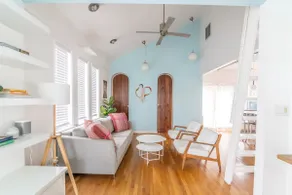 Walkable 3 Bed Boho Bungalow | Chef's Kitchen - Image 2