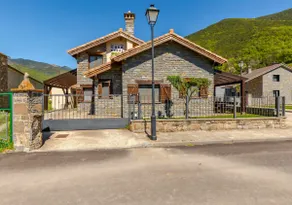 Casa Rural Orós - Image 2