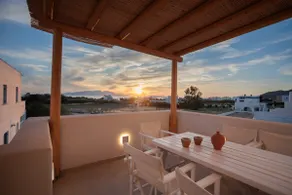 Malvia Beach House Naxos - Image 2
