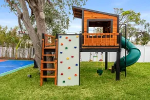 Family Fun Waterfront | Pool, Kayaks & Hot Tub - Image 3