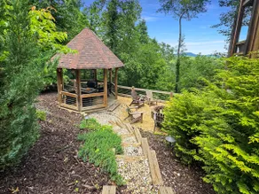 Privacy Peak- Stunning Mountain Views Game Room King Beds - Image 3