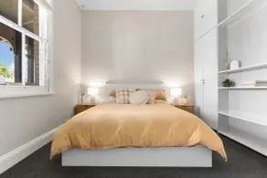 William House - Heart of Bathurst - Sleeps 6 - Image 2