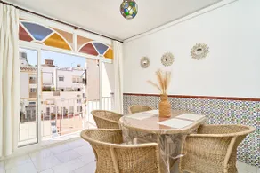 House next to Plaza España - Image 2