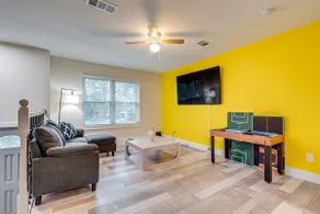 3 Mi to The Woodlands: Warm & Welcoming Home - Image 4