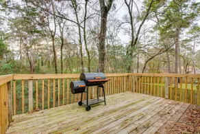 3 Mi to The Woodlands: Warm & Welcoming Home - Image 3