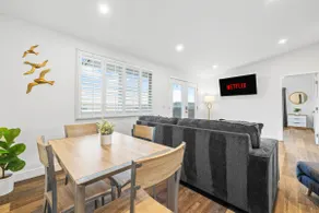 Dog-Friendly Oasis: Hot Tub, AC & Game Room - Image 3