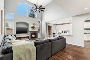 *NEW 4BD Oakdale Retreat, Pool, AC, Sleeps 14 - Image 5