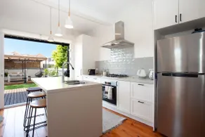 Garden Oasis Sydenham - Image 3