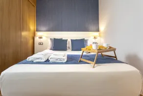 -MalagaSunApts-Terrace,Pool&Park - Image 3