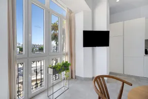 Apartment 'Gran Suite Balcón 4' with Balcony, Wi-Fi and Air Conditioning - Image 4