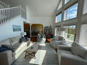 Northwoods Beach House: Peaceful Spring Getaway - Image 4