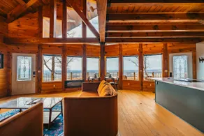Pelham Pointe Mountaintop Cabin - Image 2