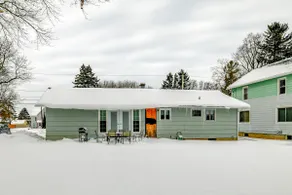 4 Mi to Dtwn: Pet-friendly Home in Utica - Image 3