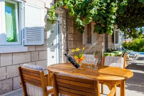 Green Garden House - Image 5