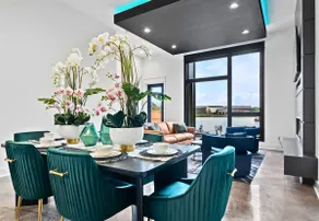 Modern Retreat with Rooftop and Lake Access - Image 2