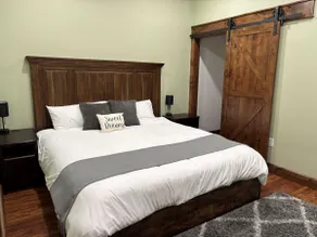 Downtown Retreat Overlooking Main Street Sabetha! - Image 5