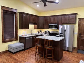 Business Stay Made Easy - Downtown Apt w/Workspace - Image 3