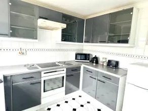 Homely 2 bedroom house parking - Image 3