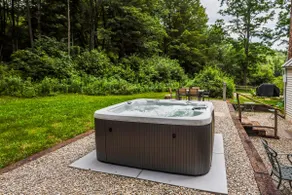 Pet-friendly Farmhouse, near hiking! - Image 2