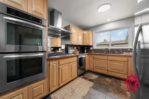 Charm of the Grande Oasis - An Irvie Home - Image 3