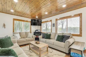 Riverfront Home w/ Private Dock in Wisconsin Dells - Image 3