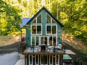 The Greenhouse with Indoor Slide close to Hocking Hills - Image 3