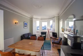 Stylish flat in the heart of the West End - Image 2