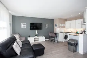Southside Flat with Private Garden! - Image 2