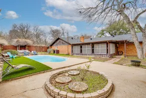 Karaoke Ready! Fort Worth Area Home - Image 3