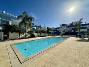 Quarteira Deluxe With Pool by Homing - Image 4