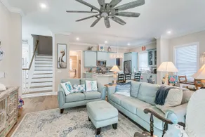 Walk to Public Beach: Hideaway in St Simons Island - Image 5