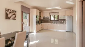 Villa Paris - Image 3