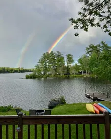 Cold Stream Cottage: A Serene Lakeside Escape - Image 4