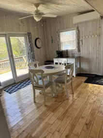 Cold Stream Cottage: A Serene Lakeside Escape - Image 5