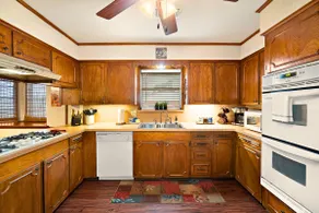 Weekend Escape Cabin:3BR+Sunroom +Games+Views - Image 4