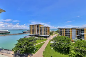 Waterfront Monsoon Suite Top Floor 2 Bedroom Apt - Image 5