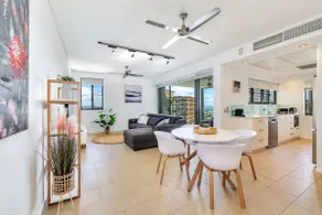 Waterfront Monsoon Suite Top Floor 2 Bedroom Apt - Image 3