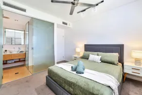Waterfront Monsoon Suite Top Floor 2 Bedroom Apt - Image 4
