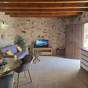 Aganda Country House - Image 4