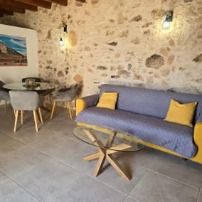Aganda Country House - Image 3