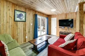 Mtn-view Deck & Grill: Creekside Catskills Cabin! - Image 4