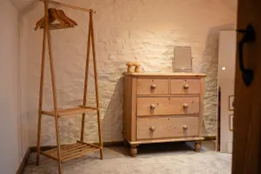 The Coach House - Beautiful Home in Cheltenham! - Image 5