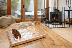 The Coach House - Beautiful Home in Cheltenham! - Image 3