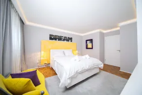 Diamond Apartment | 105 SQM | Luxury | Balcony - Image 2